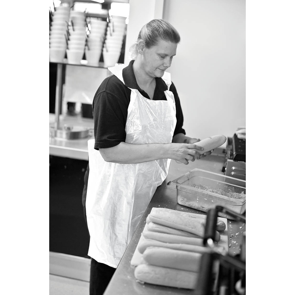 Blue Disposable Polythene Aprons - Roll of 200