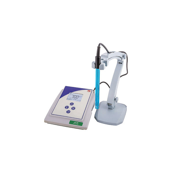 Labbox desktop pH meter model PH50+