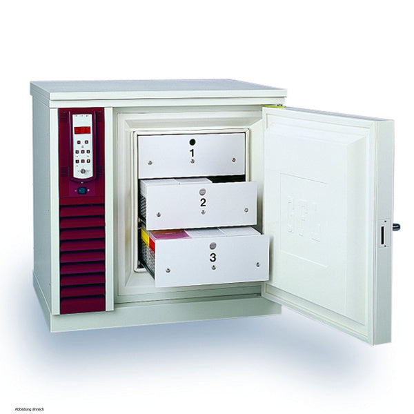 GFL Upright Freezer 6441 in Refrigerators, cooling technology