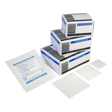 4-boxes-of-25-5-0-x-5-0cm-individually-sealed-wipes